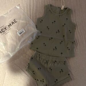 Quincy Mae Palm Tree Set